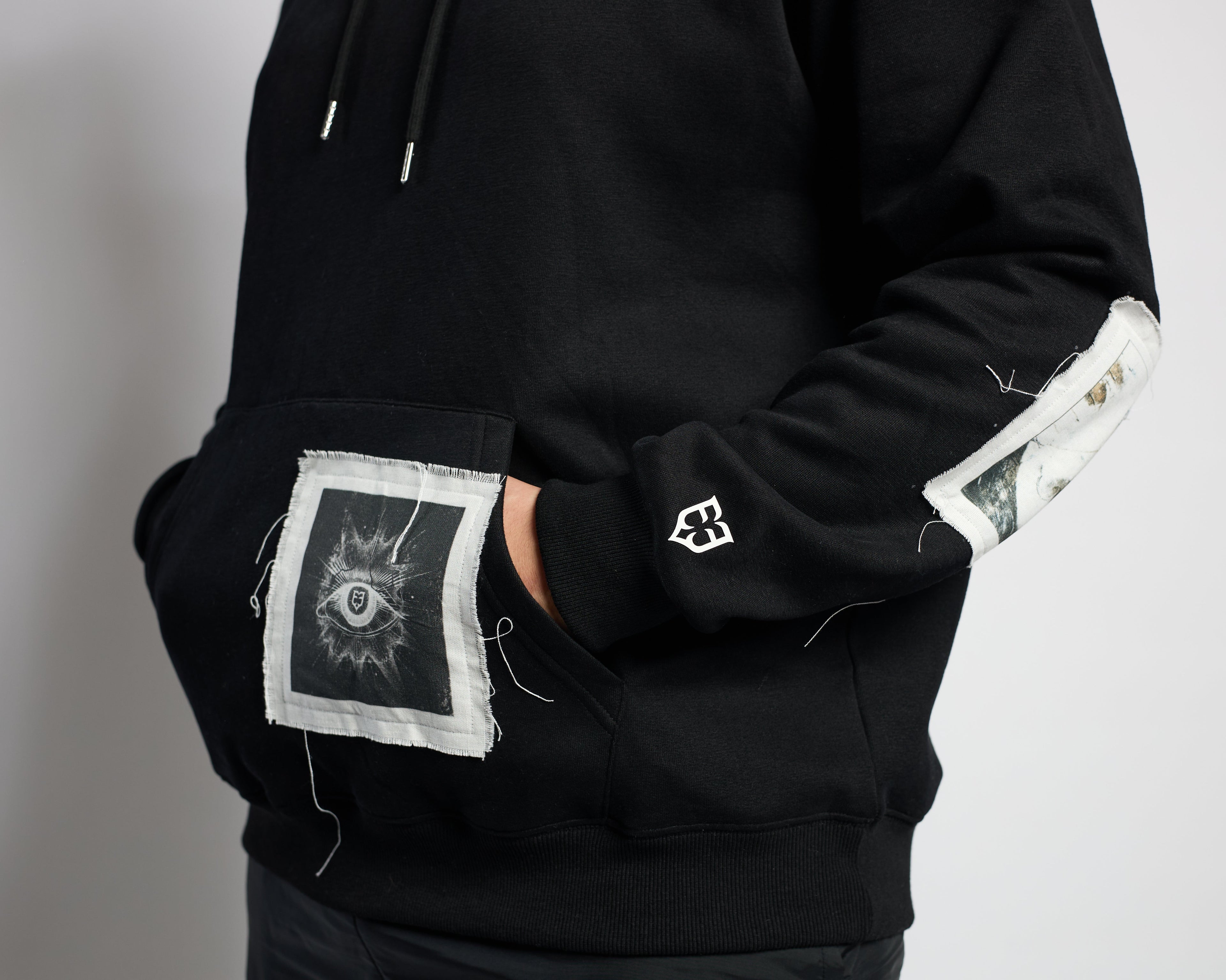 EFFINNI- REBIRTH HOODIE